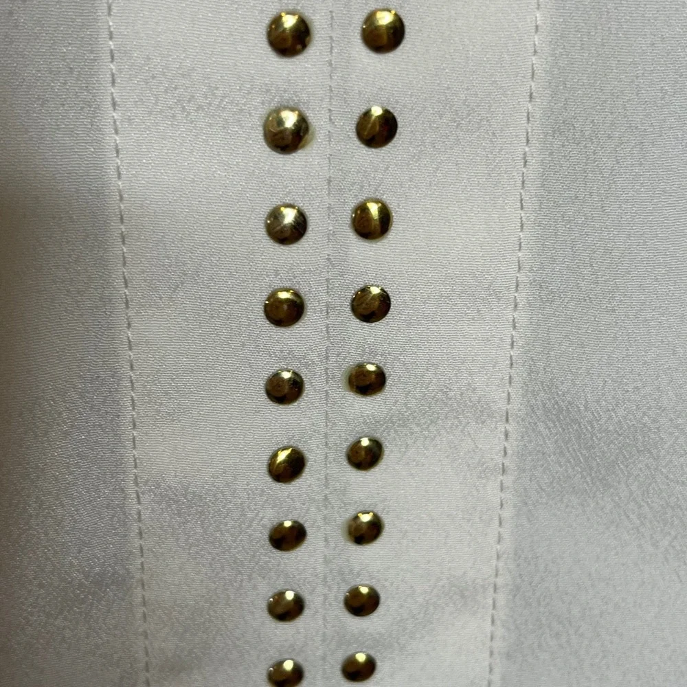 The Limited Studded Split Back Ivory Blouse Size Medium‎ Long Sleeve Cream Top